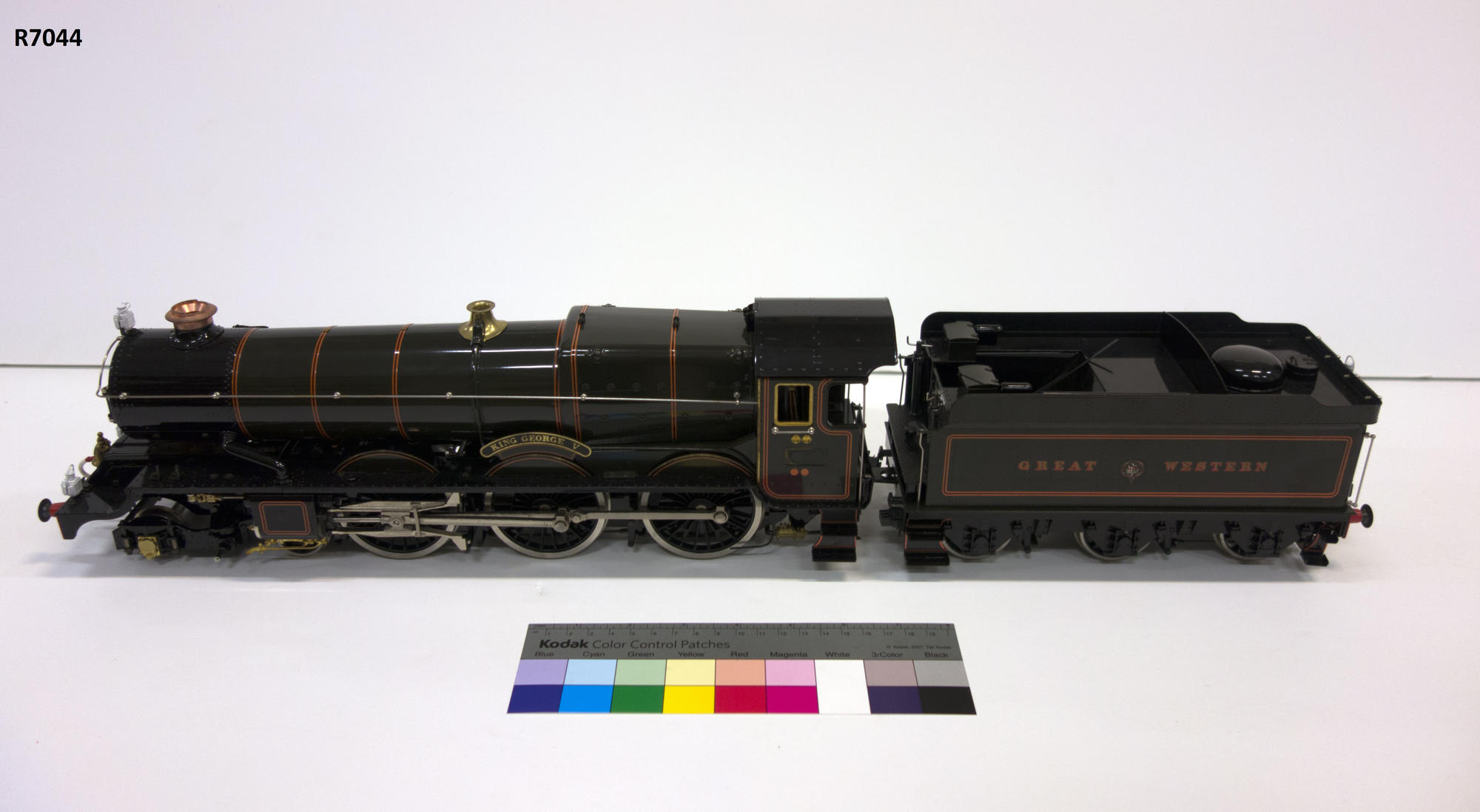 Model Great Western Railway King V Steam R7044
